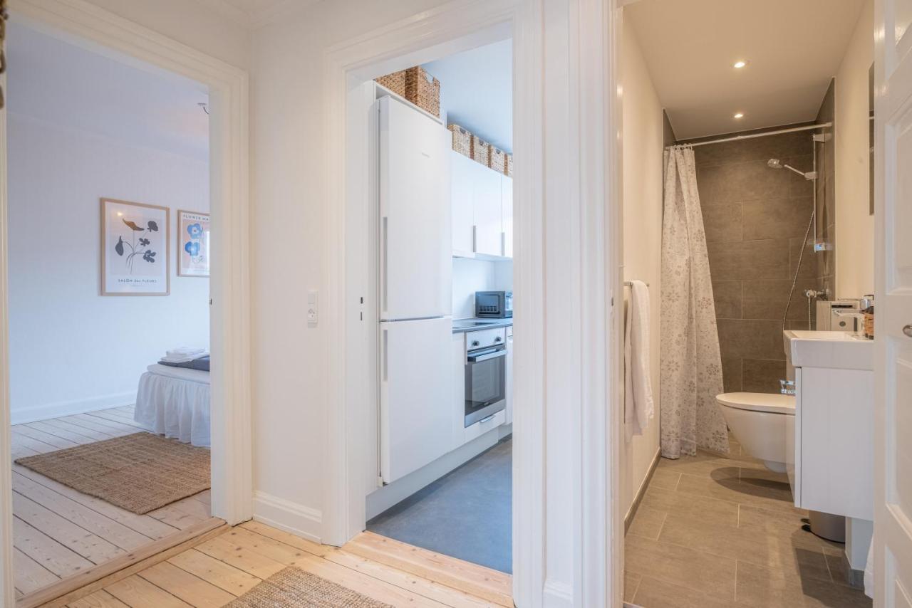 Newly Renovated 1-Bed Apartment In Ольборг Экстерьер фото